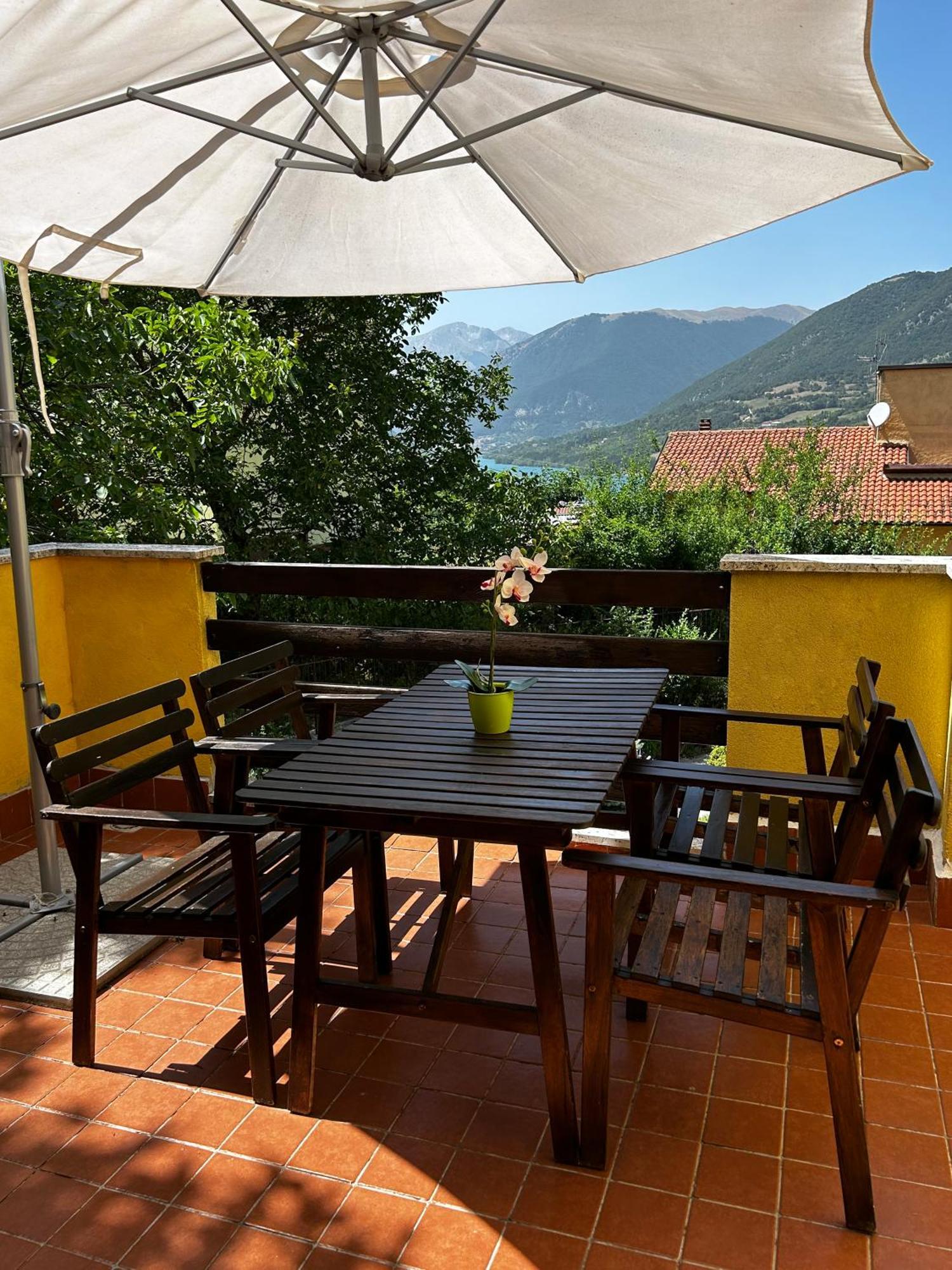 4Flats In Orto Di Venanzio Apartment Barrea Exterior photo